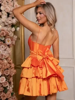 Avec robe de soirée courte courte col bijou n艙uds taffetas