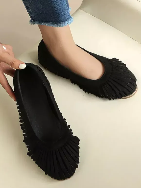 Ballerines en daim marron à bout rond chaussures plates à enfiler avec pompons