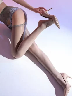 Bas de bonneterie pour femmes chaussettes hautes en dentelle bleue porte-jarretelles