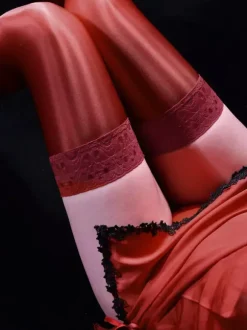 Bas et collants pour femmes chaussettes hautes noires transparentes en dentelle blanche