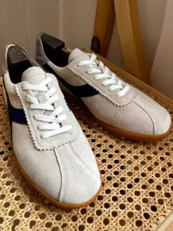 Baskets confortables en cuir de vache pour hommes chaussures de sport à bout rond et blocs de couleurs