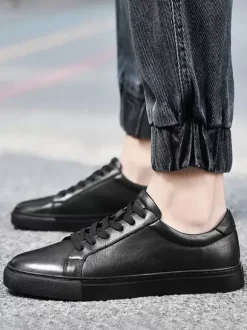 Baskets pour hommes Chaussures de sport à bout rond en cuir à la mode