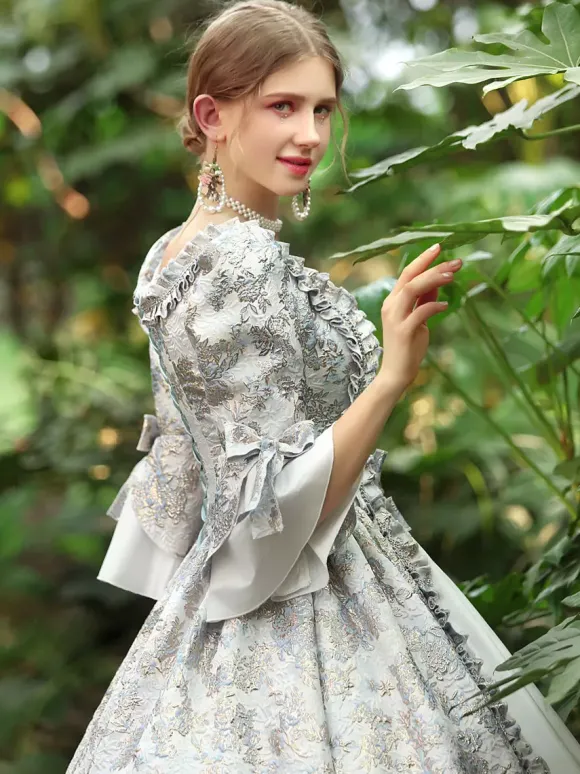 Blanc Rétro Costumes Femmes Volants Polyester Robe Marie Antoinette Costume Royal Party Robe De Bal