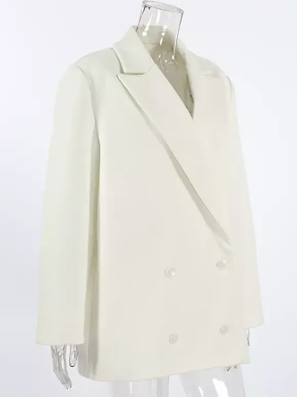 Blazer crème à revers cranté pour femme - Veste oversize à simple boutonnage - Tenue printanière décontractée et minimaliste idéale pour la ville (collection printemps 2026)