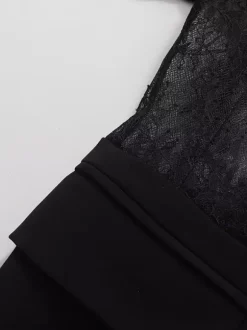 Blazer sexy en dentelle patchwork pour femme - Veste de tailleur noire gothique en maille transparente à taille cintrée - Soirée de printemps 2026