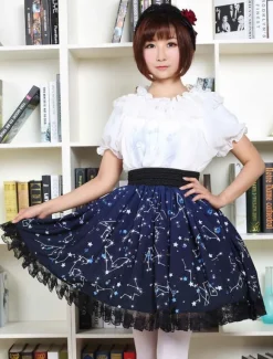 Bleu Lolita Jupe Constellation doux imprimé jupe Lolita avec sa garniture de dentelle noire Déguisements Halloween