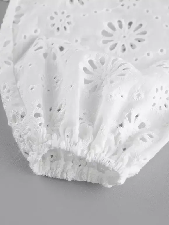 Blouse blanche à lacets pour femme col en V manches courtes en coton chic