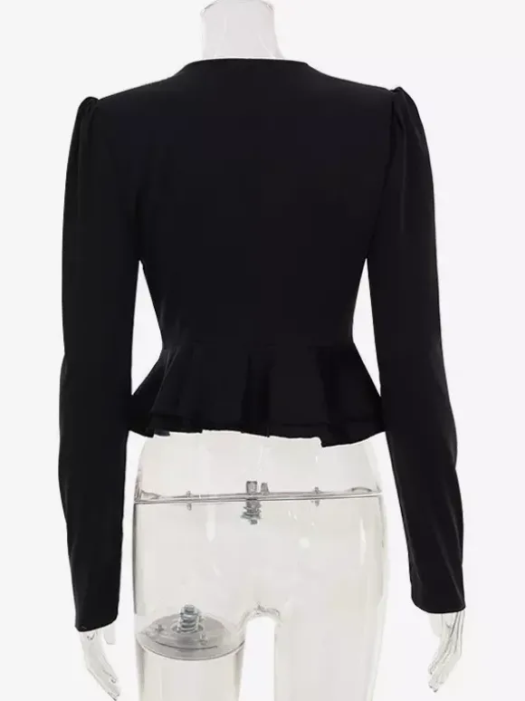 Blouse courte en satin à décolleté en V profond épaules bouffantes et ourlet à volants manches longues coupe ajustée