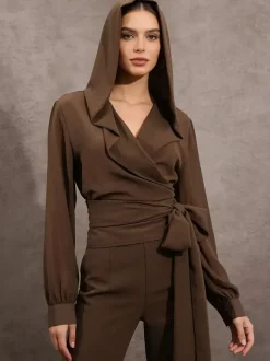 Blouses en mousseline transparente à capuche pour femmes - Hauts cache-c艙ur marron sexy à col en V et manches lanternes - Soirée rave d'été 2026