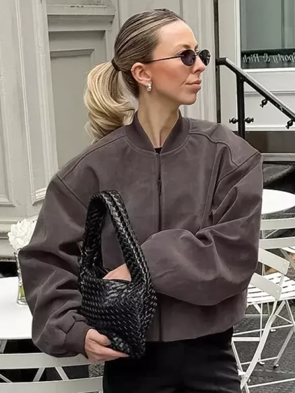Blouson aviateur zippé rétro pour un look urbain 2026