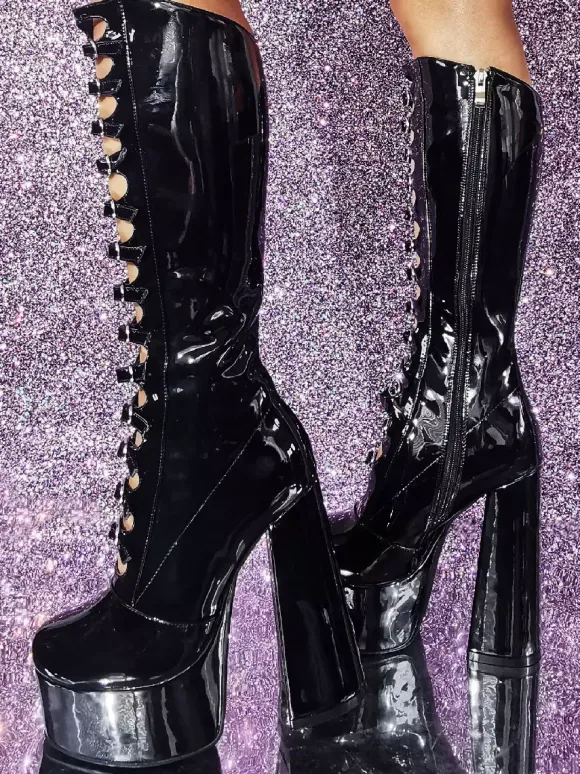 Bottes hautes au genou roses Plateforme supérieure en PU verni Talon épais Boucle Détail Bottes sexy