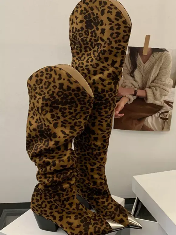 Bottes hautes léopard à bout pointu et talon épais