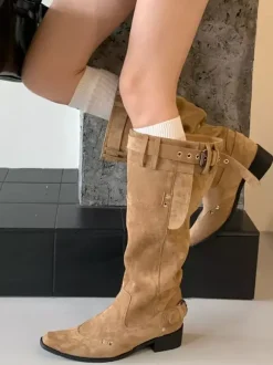Bottes hautes pour femmes bout carré détail boucle bottes plates