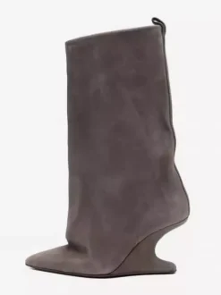 Bottes mi-mollet en daim à bout pointu et talon compensé