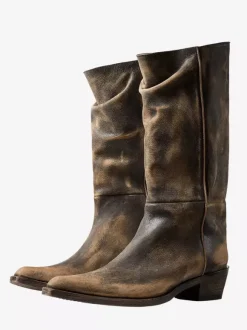 Bottes plates noires à bout pointu et froncées mi-mollet