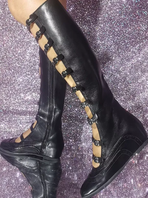 Bottes sandales noires à bout rond et boucle à lanières plates