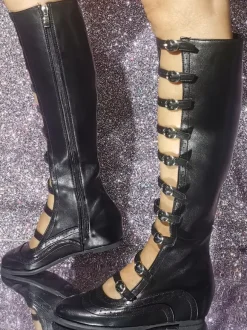 Bottes sandales noires à bout rond et boucle à lanières plates