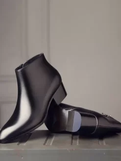 Bottines Chelsea pour hommes en cuir de vachette chic noires courtes