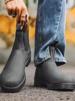 Bottines Chelsea pour homme à talon bas semelle antidérapante bout rond en cuir.