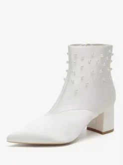 Bottines de mariage en satin à bout pointu et talons épais avec perles