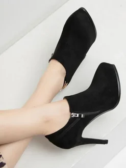 Bottines Femme Noir Micro Daim Bout Pointu Détails Métalliques Talon Aiguille Zip Latéral Bottines