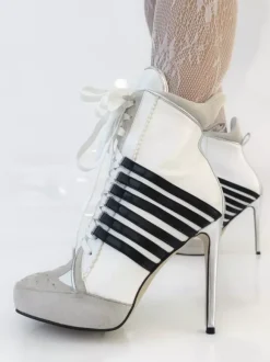 Bottines blanches à lacets et bout pointu pour femme