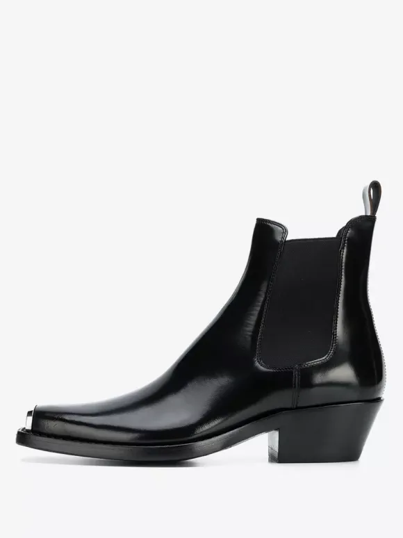 Bottines Chelsea noires pour homme bout carré détails métalliques talon épais