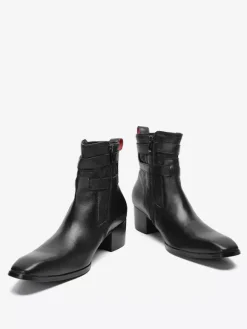 Bottines Chelsea pour hommes en cuir de vache noir à bout pointu et boucle pour bal de promo