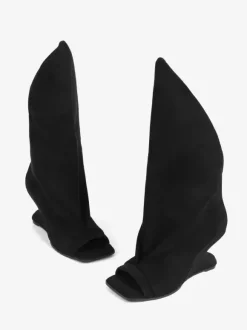 Bottines noires à bout ouvert et talon compensé