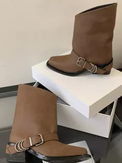 Bottines plates à bout carré et boucle pour femme