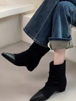 Bottines plates en daim à bout pointu et talon compensé froncé pour femme