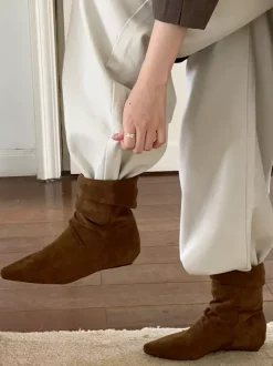 Bottines pour femmes à bout pointu et talon compensé souple