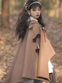 Cape gothique Lolita en polyester marron café avec n艙uds et chaînes pour vêtements d'extérieur Lolita d'hiver