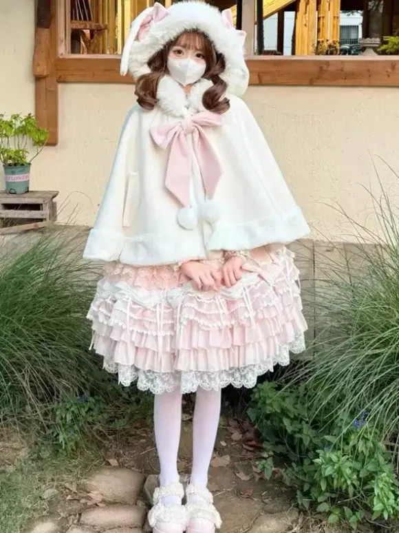 Cape Sweet Lolita avec n艙ud papillon et oreilles de lapin cape en fourrure de lapin premium vêtement d'extérieur chaud et mignon