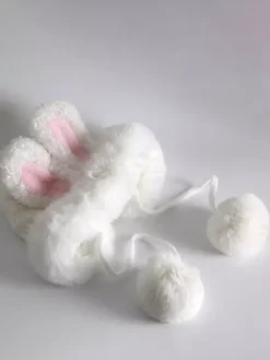 Chapeau Lolita doux avec oreilles de lapin blanc et pompons en peluche chaude accessoires Lolita
