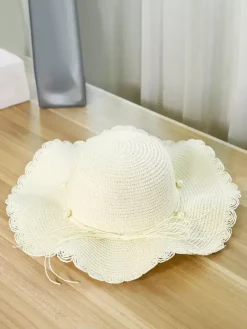 Chapeau de paille à large bord pour femme protection solaire idéal pour la plage collection été 2026