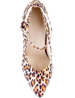 Chaussures abricotes à bout pointu et motif léopard
