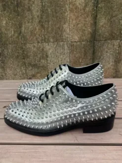 Chaussures de bal argentées à rivets bout rond lacets chaussures de soirée