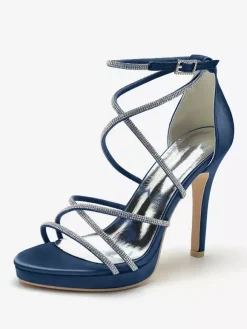 Chaussures de mariage blanches en satin à bout ouvert et à lanières avec strass