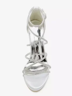 Chaussures de mariage blanches en satin à bout ouvert et à lanières avec strass