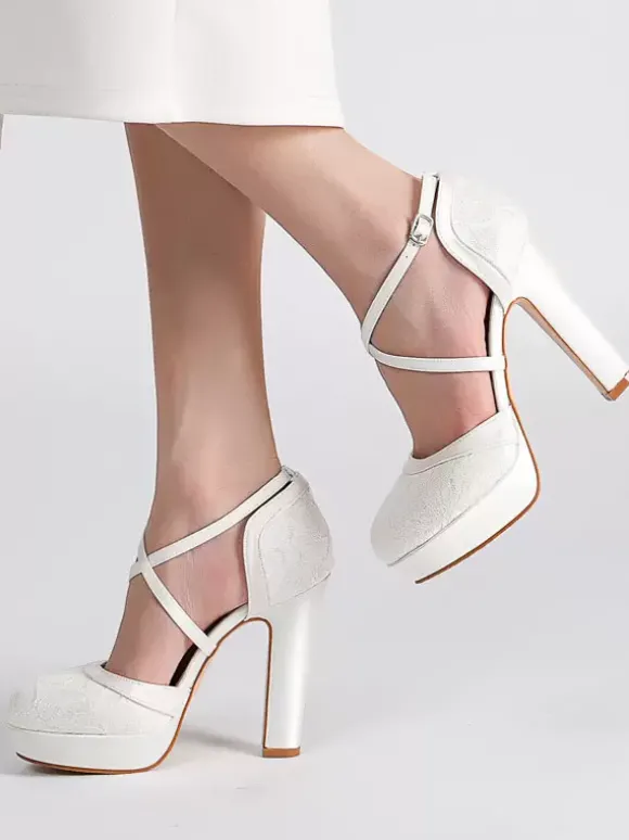 Chaussures de mariage Escarpins de mariée à bout rond brodés