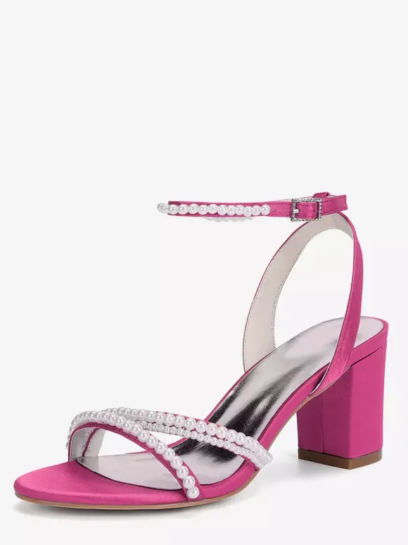 Chaussures de mariage ivoire à talons épais et perles