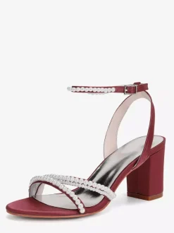 Chaussures de mariage ivoire à talons épais et perles