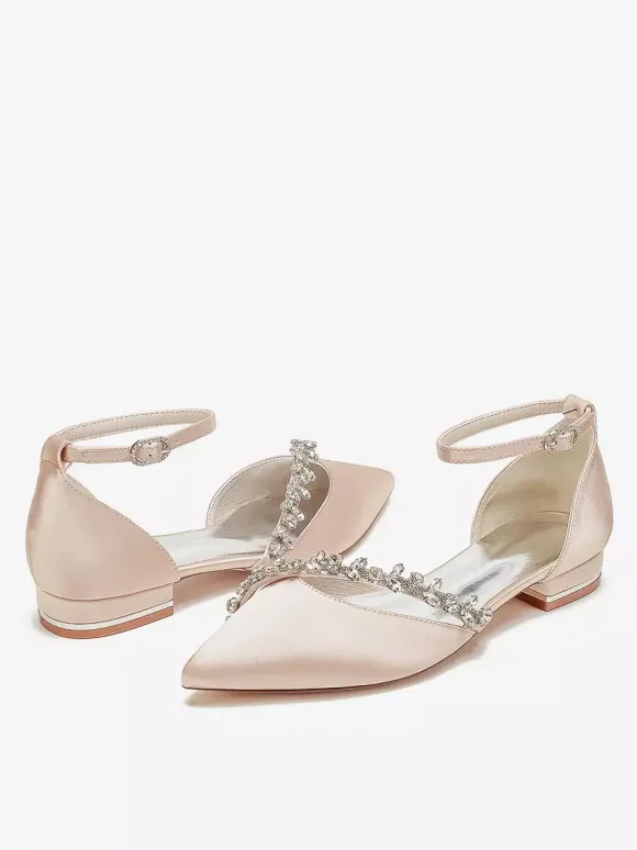 Chaussures de mariage plates en satin à bout pointu avec strass et bride à la cheville