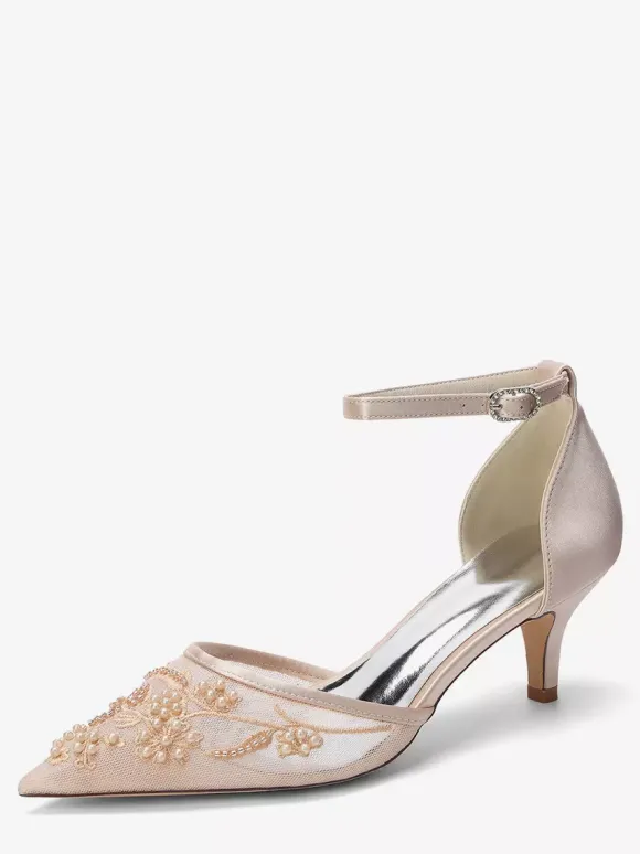 Chaussures de mariée à petits talons bout pointu et bride cheville perlée