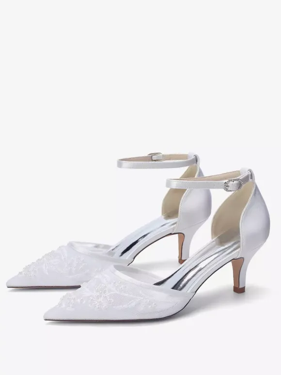 Chaussures de mariée à petits talons bout pointu et bride cheville perlée
