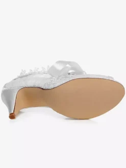 Chaussures de mariée à talons en dentelle blanc avec ruban Mary Janes