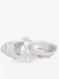 Chaussures de mariée à talons en dentelle blanc avec ruban Mary Janes