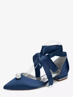 Chaussures de mariée en satin à bout pointu et à lacets avec perles