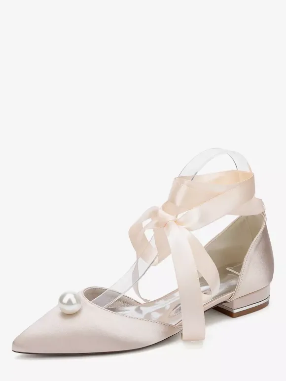 Chaussures de mariée en satin à bout pointu et à lacets avec perles
